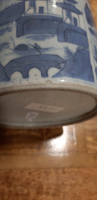 Lot 1 - Chinese porcelain blue and white brush pot