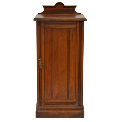 Lot 414 - Victorian walnut pot cupboard