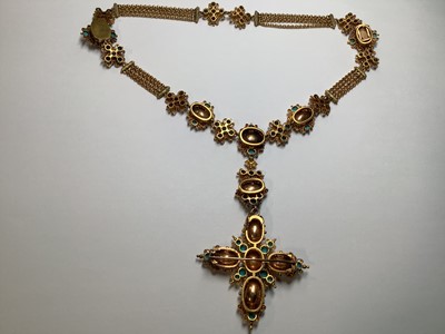 Lot 247 - A 19TH century foil back pink topaz and turquoise parure in fitted N Bloom & Sons box.