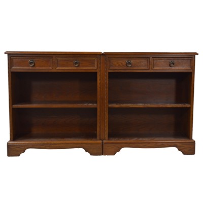 Lot 351 - Pair of modern oak bookcases