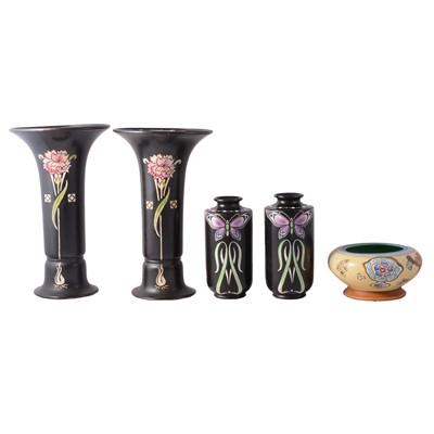 Lot 43 - Two pairs of Shelley vases, and a Shelley bowl