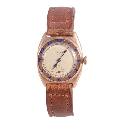 Lot 1189 - Waltham - a 9ct gold cased wristwatch