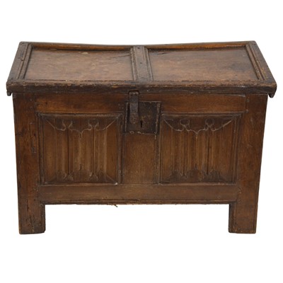 Lot 321 - Joined oak coffer
