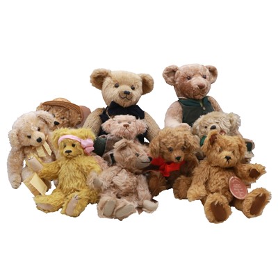 Lot 283 - Ten modern Teddy Bears