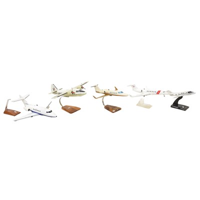 Lot 141 - Five 1:48 scale model aircraft