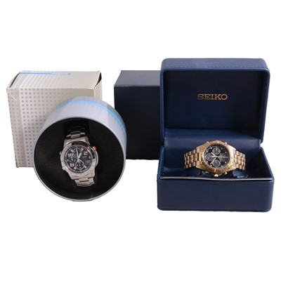 Lot 1035 - Seiko and Casio - two gentlemen's quartz wristwatches.