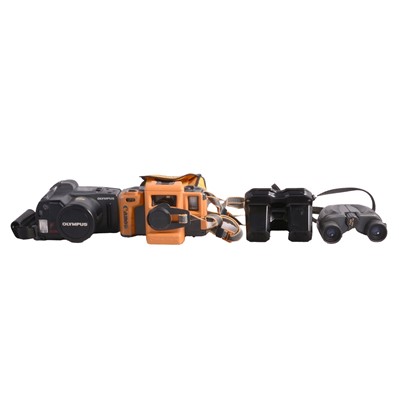 Lot 140 - An assortment of cameras & binoculars