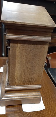 Lot 117 - Late Victorian oak mantel clock