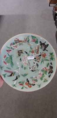 Lot 30 - Quantity of Chinese ceramics and porcelain