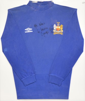 Lot 172 - Manchester United 1968 replica shirt, signed by George Best