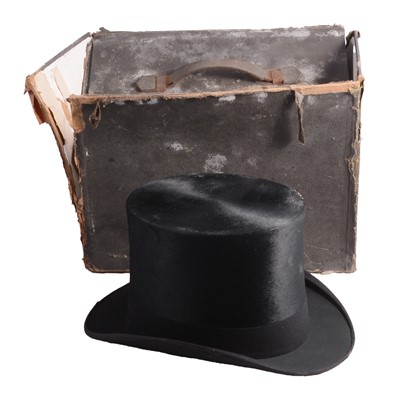 Lot 99 - Silk top hat, by Cuthbertson, London