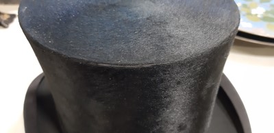 Lot 99 - Silk top hat, by Cuthbertson, London