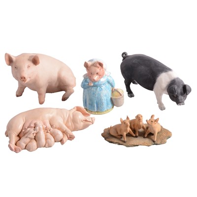 Lot 71 - Small collection of pig ornaments