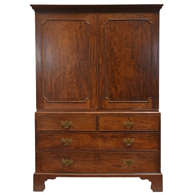 Lot 356 - George III mahogany linen press