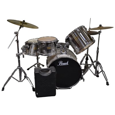 Lot 373 - Pearl Export series drum kit