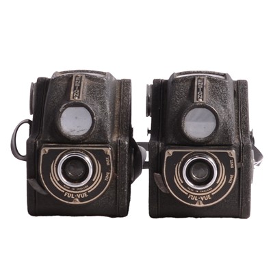 Lot 132 - 2 Ensign Ful-Vue cameras