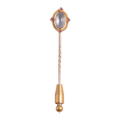 Lot 342 - A moonstone stick pin.