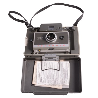 Lot 136A - Polaroid 340 camera