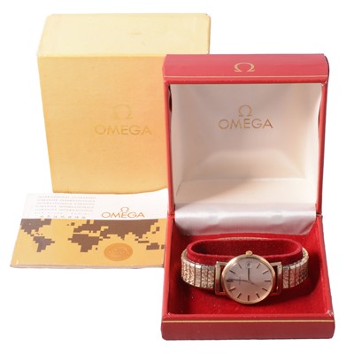 Lot 1015 - Omega - a gentleman's 9 carat yellow gold manual wind wristwatch.