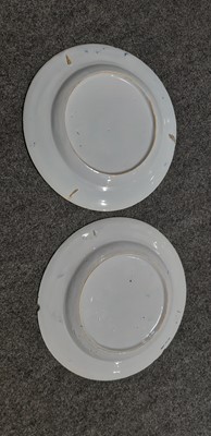Lot 16 - Small group of Chinese export plates and two Delft plates