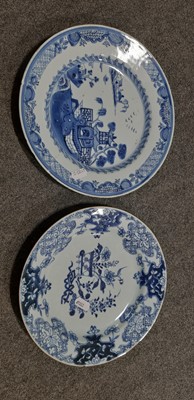 Lot 16 - Small group of Chinese export plates and two Delft plates