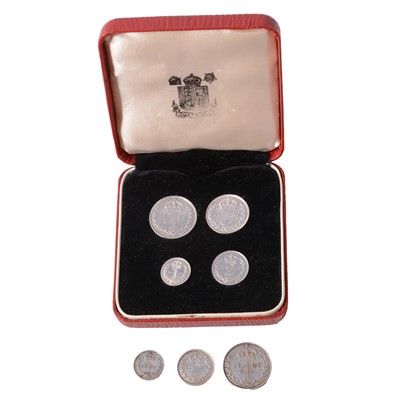 Lot 188 - 1902 Maundy Money four coin set, and a 1923 Maundy Money part coin set.