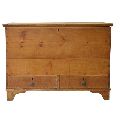 Lot 398 - Victorian pine mule chest