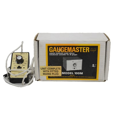 Lot 205 - Quantity of OO gauge model railways