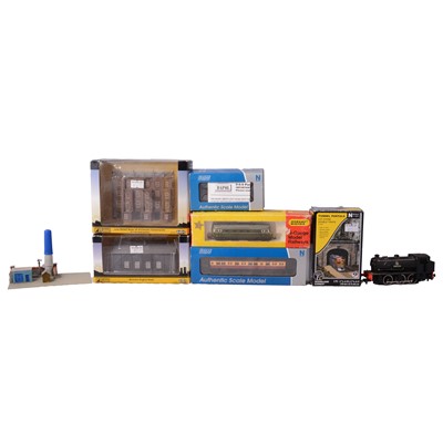 Lot 263 - Quantity of N gauge model railways