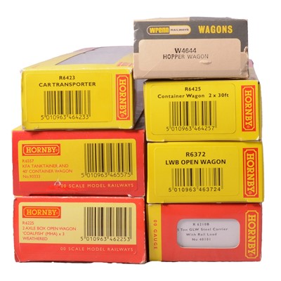 Lot 122 - Hornby, Triang and other OO gauge model railways