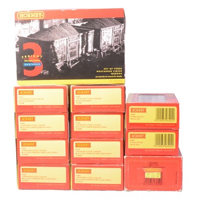 Lot 162 - Hornby (China), collection of OO gauge model railway - Master Cutler passenger coaches, etc