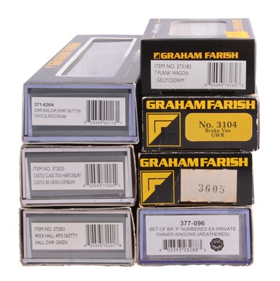 Lot 274 - Graham Farish N-gauge model railways