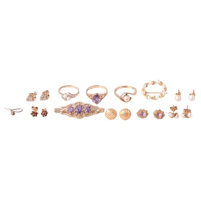 Lot 156 - Amethyst and cultured pearl jewellery.