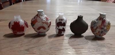 Lot 15 - Collection of Chinese hardstone and porcelain snuff bottles