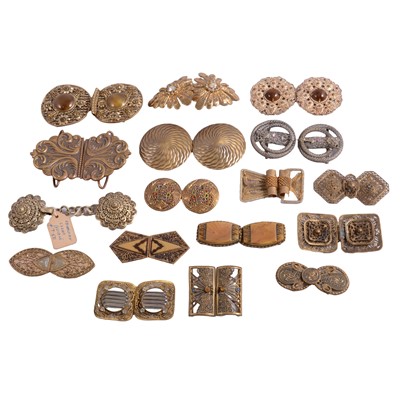 Lot 483 - Seventeen brass and gilt coloured vintage belt and cloak buckles.