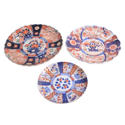 Lot 25 - Imari chargers and four plates