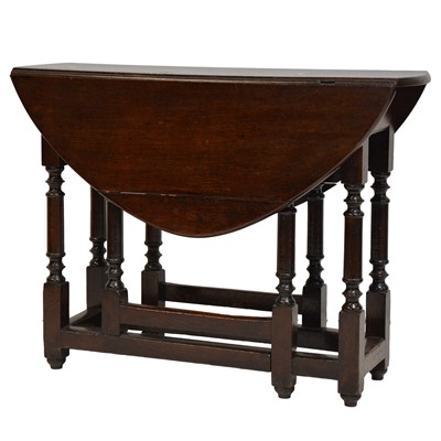 Lot 228 - Joined oak gateleg table