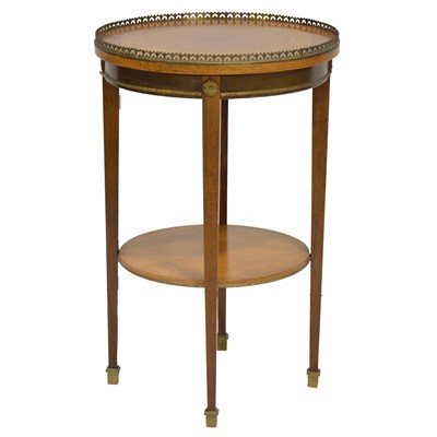Lot 413 - Edwardian mahogany inlaid table