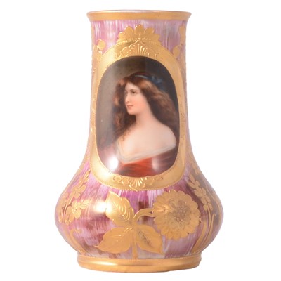 Lot 36 - Royal Vienna cabinet vase
