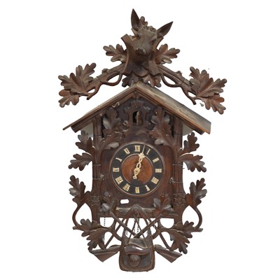 Lot 97 - Large Black Forest cuckoo clock