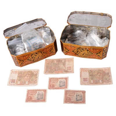 Lot 187 - Collection of 19th century and later worldwide coins and banknotes, some silver content.