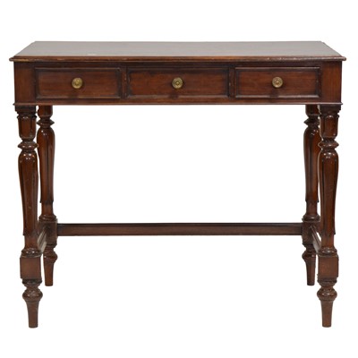 Lot 403 - Edwardian walnut side table