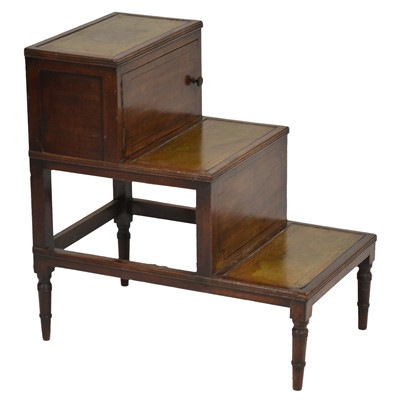 Lot 353 - Regency mahogany step commode