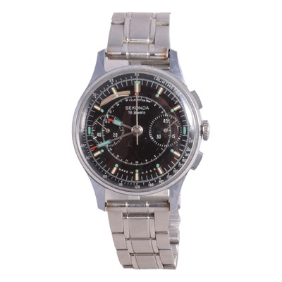 Lot 1010 - Sekonda - a gentleman's vintage Poljot stainless steel manual wind chronograph wristwatch.