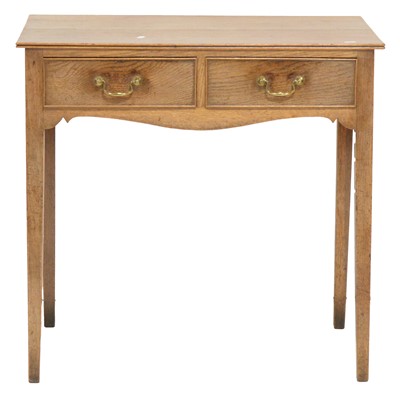 Lot 464 - George III oak side table