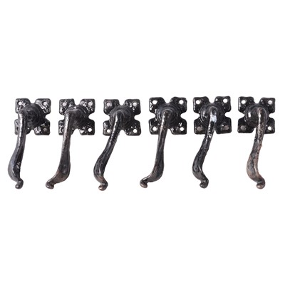 Lot 145 - Collection of twenty six wrought iron door handles