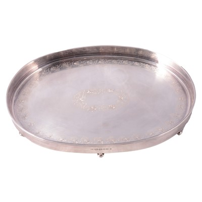 Lot 132 - Modern silver oval tray, CH, Millennium Mark, London 1999