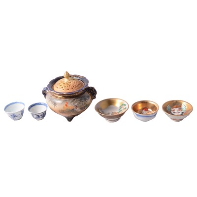Lot 119 - Small collection of miniature Asian ceramics, hardwood stands, etc
