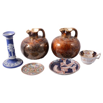 Lot 58 - Two boxes of decorative ceramics - Doulton, Cantagalli, Staffordshire, etc.