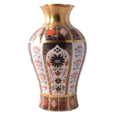 Lot 110 - Royal Crown Derby Old Imari pattern 1128 baluster vase.